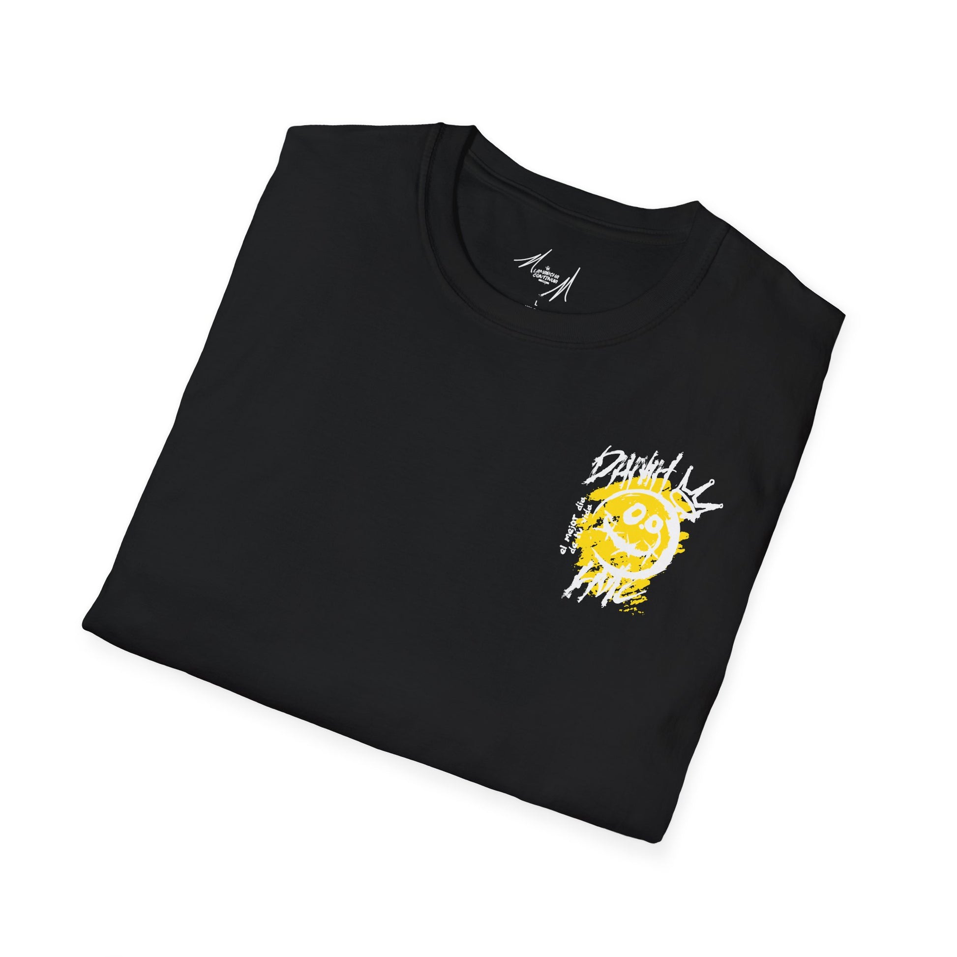 Camiseta Unisex Happy + Diseño en la espalda