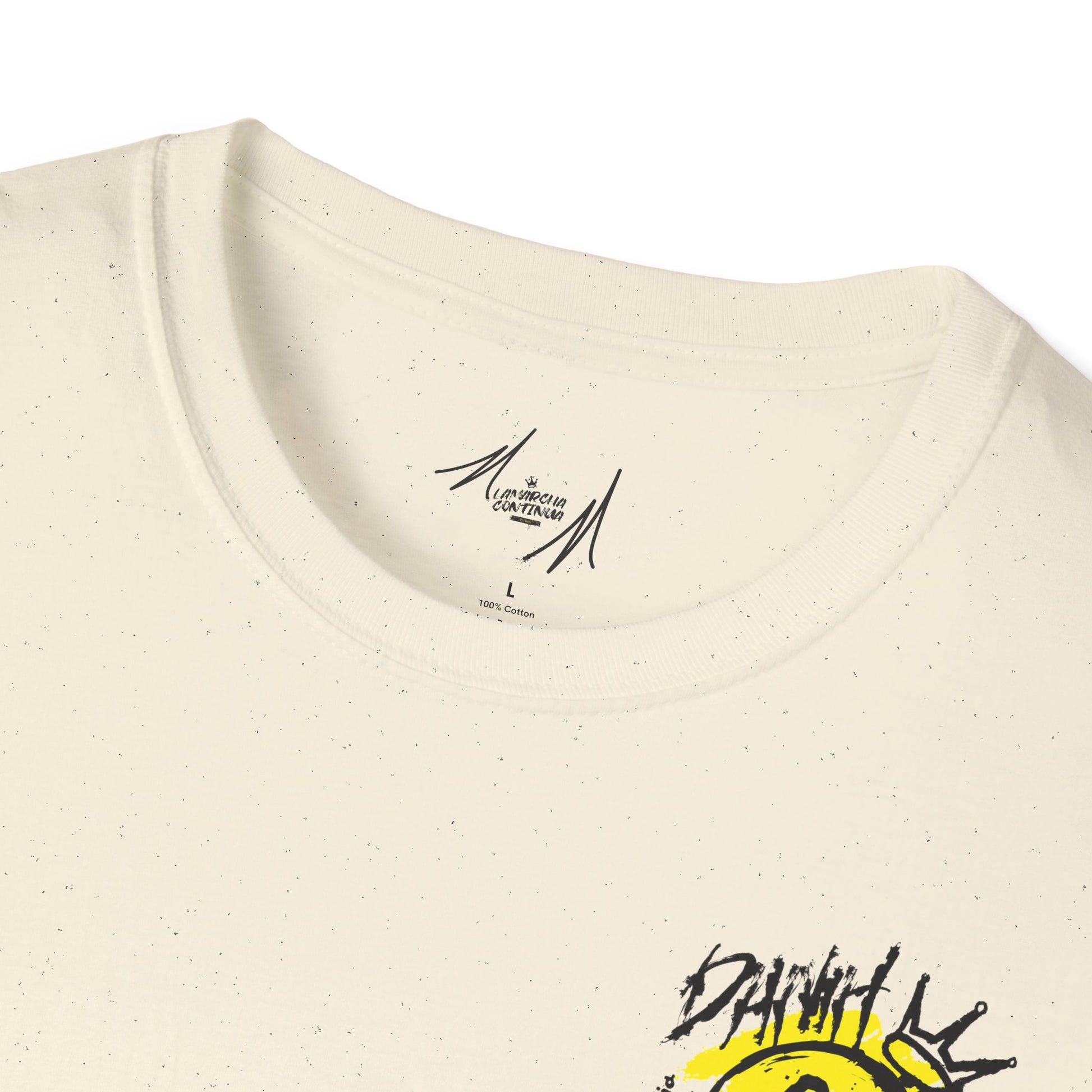 Camiseta Unisex Happy + Diseño en la espalda